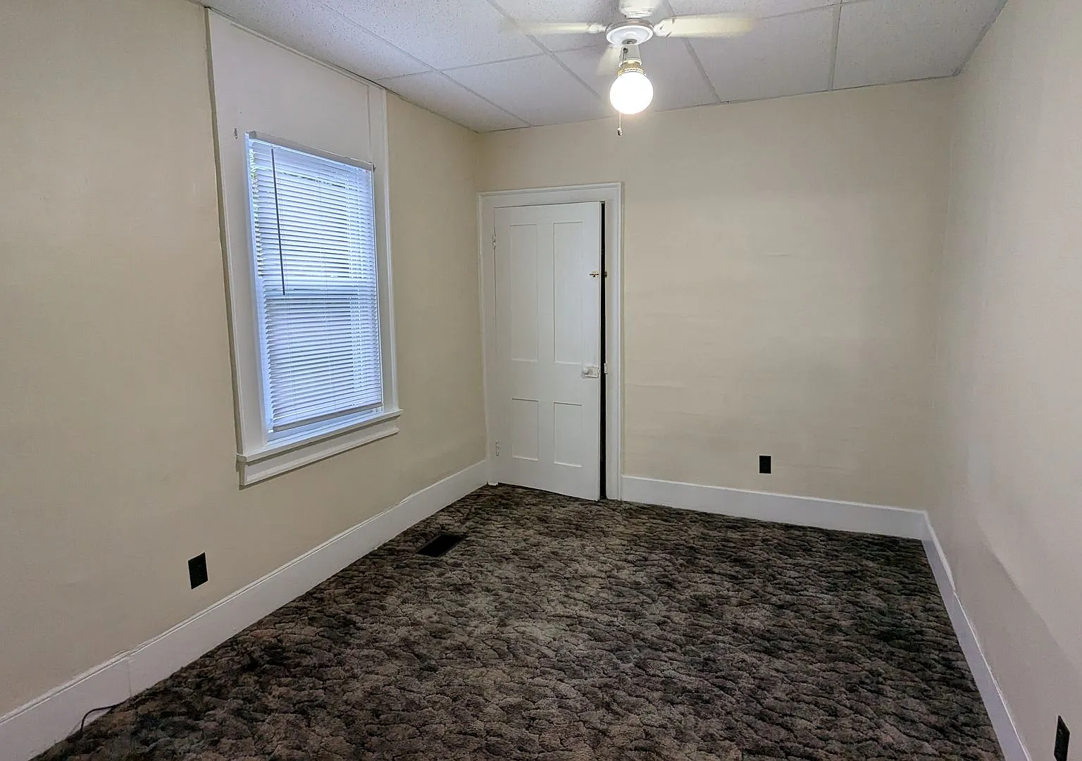 Spacious 2-Bedroom Apartment in Massillon — Photo 3