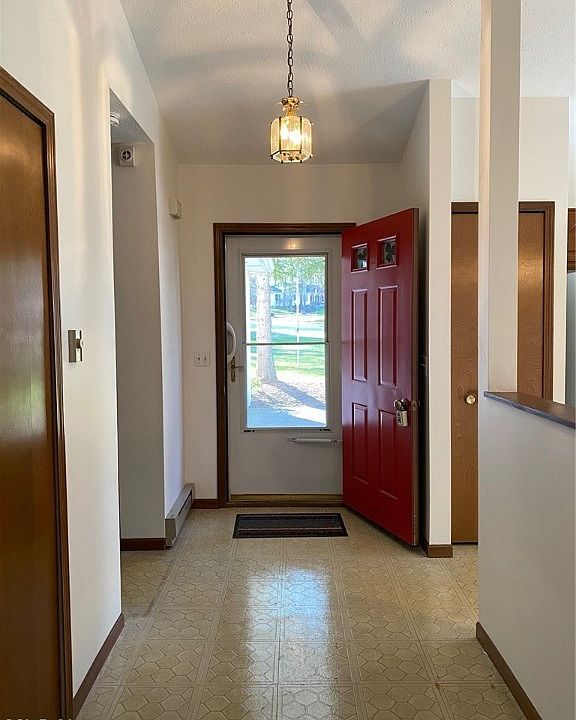 130 Burlington Oval Dr Chardon, OH, 44024 Apartments for Rent Zillow