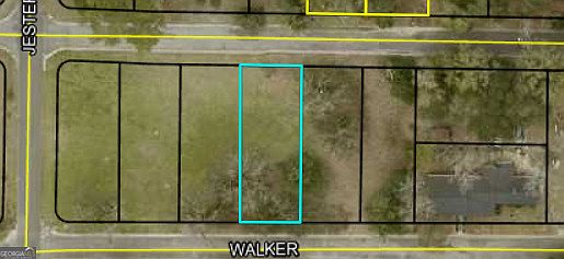 2nd image of 176 Walker St