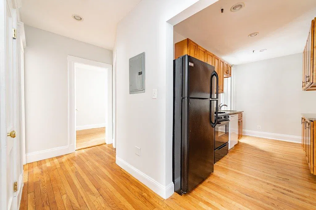 2 bed, 780 sqft, $2,700 — Photo 4