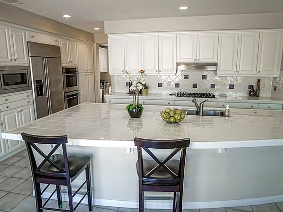 3rd image of 29559 Hacienda Dr