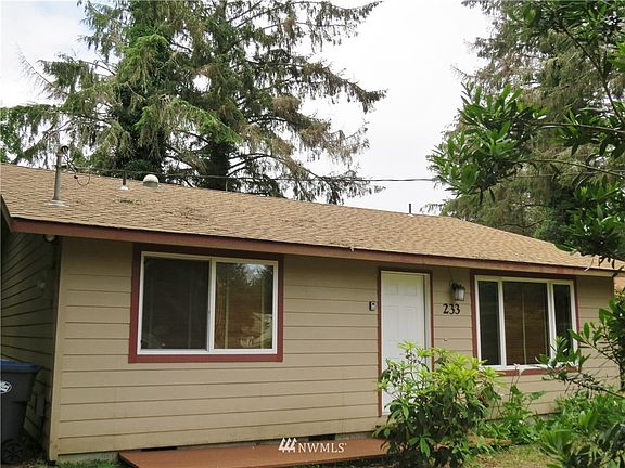 2nd image of 233 Cakesosta Avenue SE