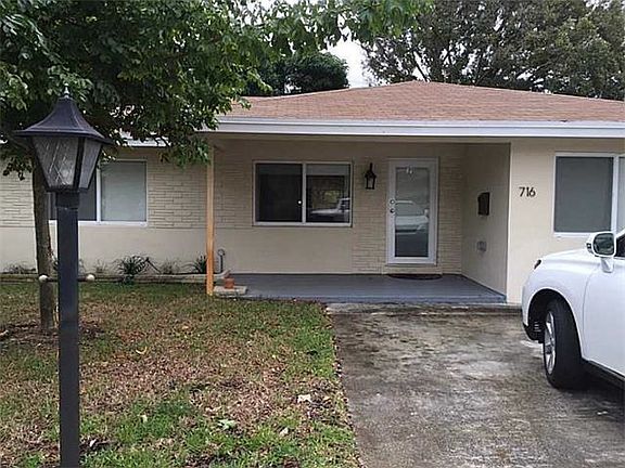 5th image of 716 NE 26th St