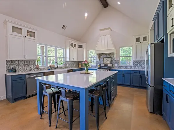 124 Kevin Ln, Tuttle, OK 73089