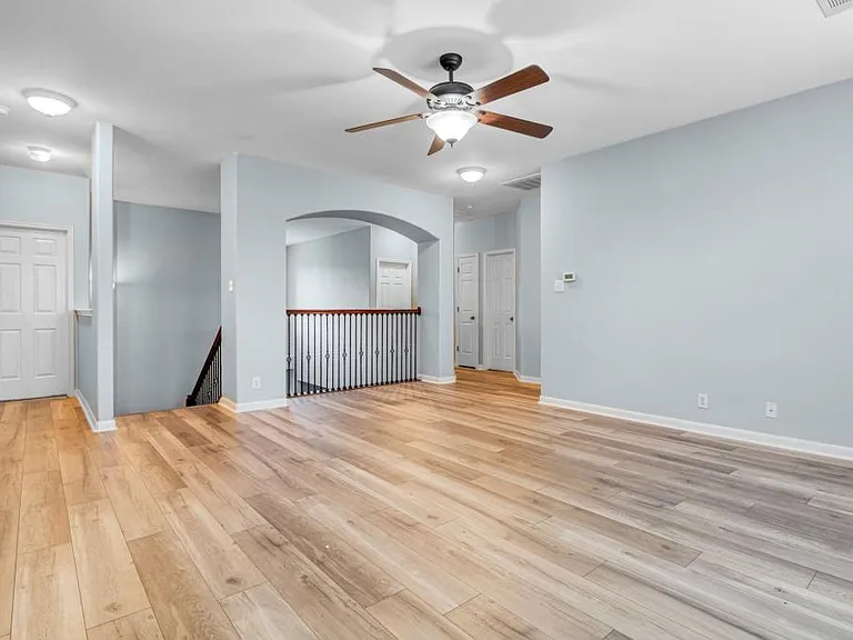 9116 Pedernales Rio — Photo 29