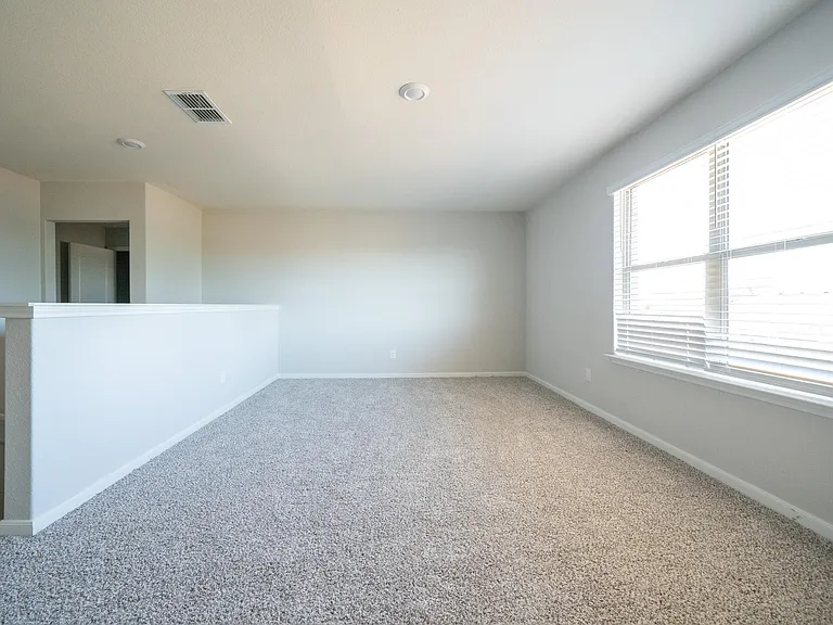 128 Emma Dr — Photo 24
