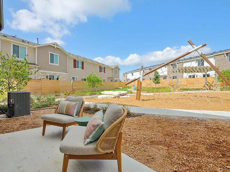 BB Living Sweetwater Crossing — Photo 23