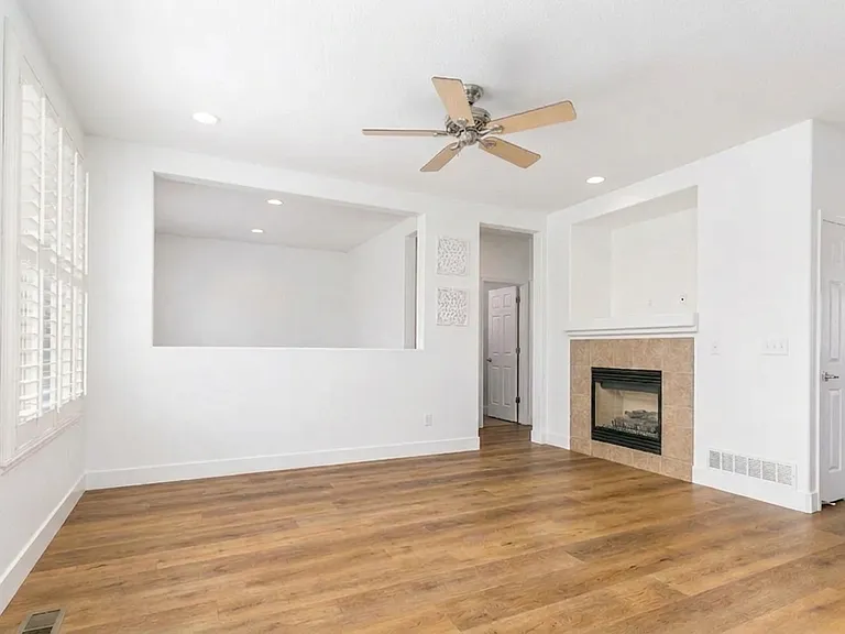 643 Grimson Pl — Photo 9