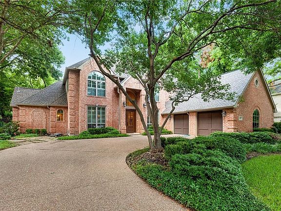 2nd image of 2905 Woods Ct