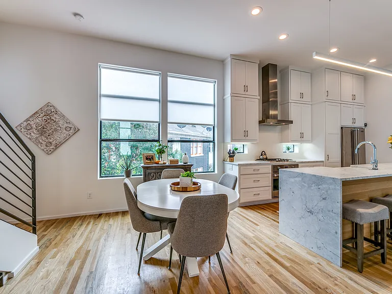 1839 Summit Ave #3 — Photo 11