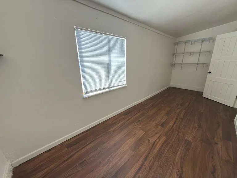 3627 W Northview Ave — Photo 25