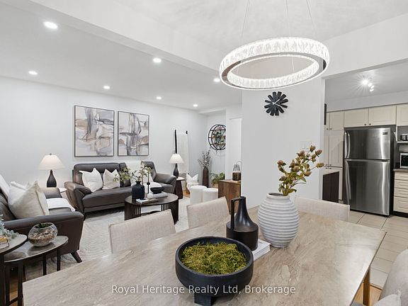 5th image of 115 Avenue Rd Unit 26