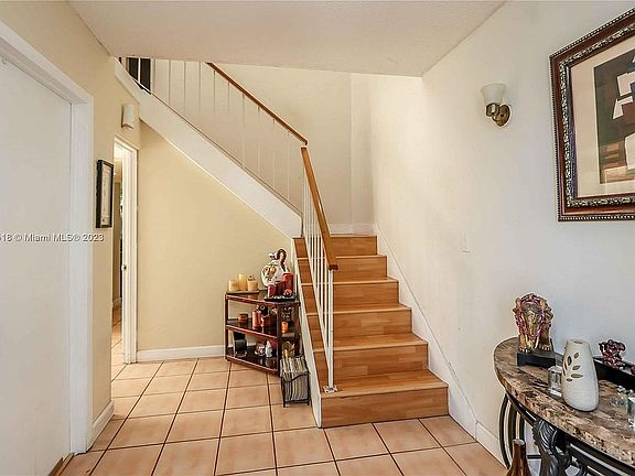5th image of 14283 Kendale Lakes Cir