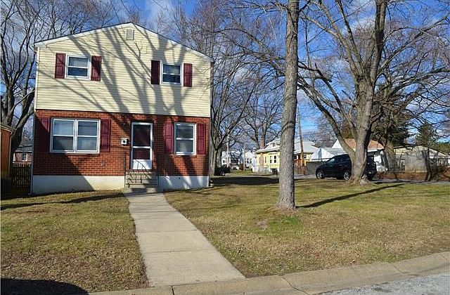 1st image of 301 S Colonial Ave