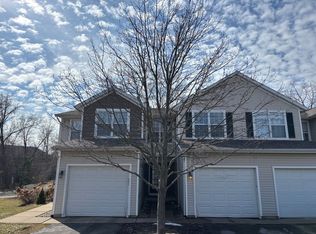 3296 Park Ridge Ln NE, Grand Rapids, MI 49525