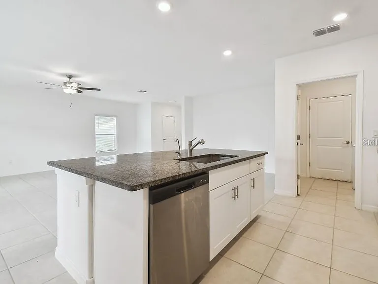6335 Ten Acre Ct — Photo 8