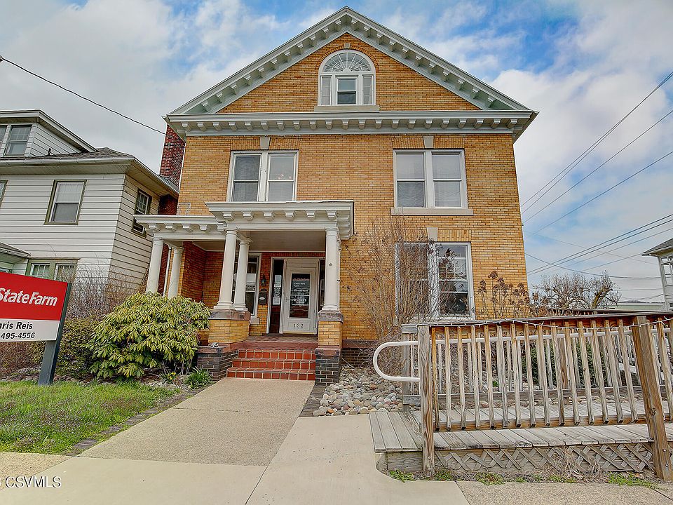 132 Race St, Sunbury, PA 17801 Zillow