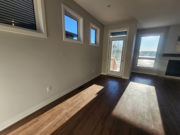 4th image of 176 Tapadero Ave #1