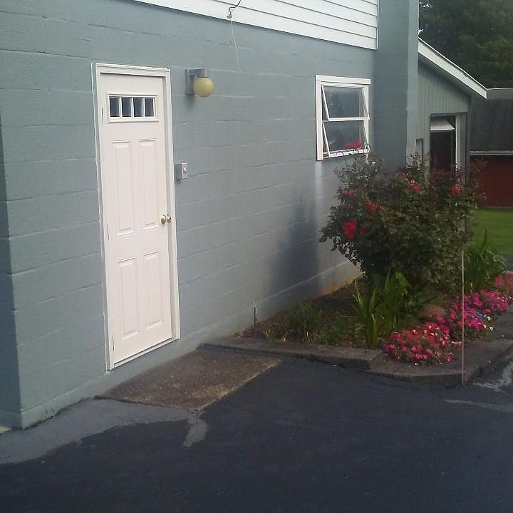 Side door entry