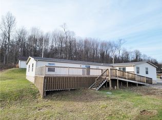 107 Francis Dr, Georgetown, PA 15043