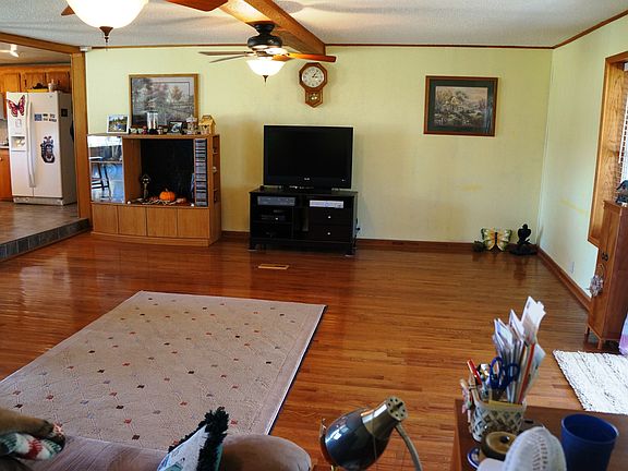 5th image of 30240 Lakewood Cir