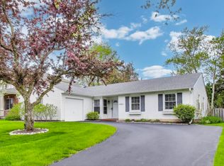 1542 N Ridge Ave, Arlington Heights, IL 60004