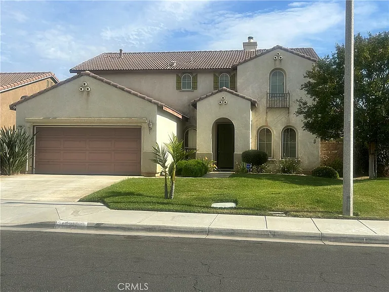 1531 Preston Dr — Photo 1