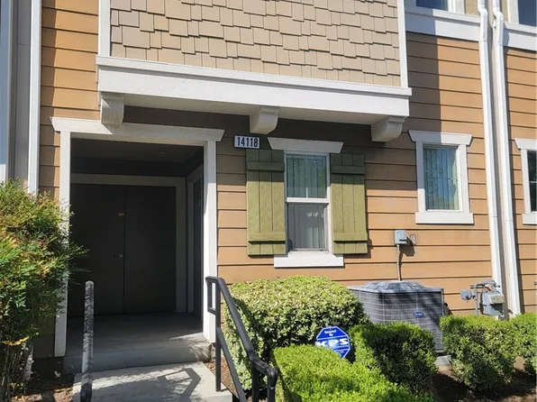 14118 W Pine Ln, Van Nuys, CA 91405