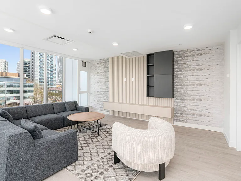 9675 King George Blvd #2707 — Photo 25