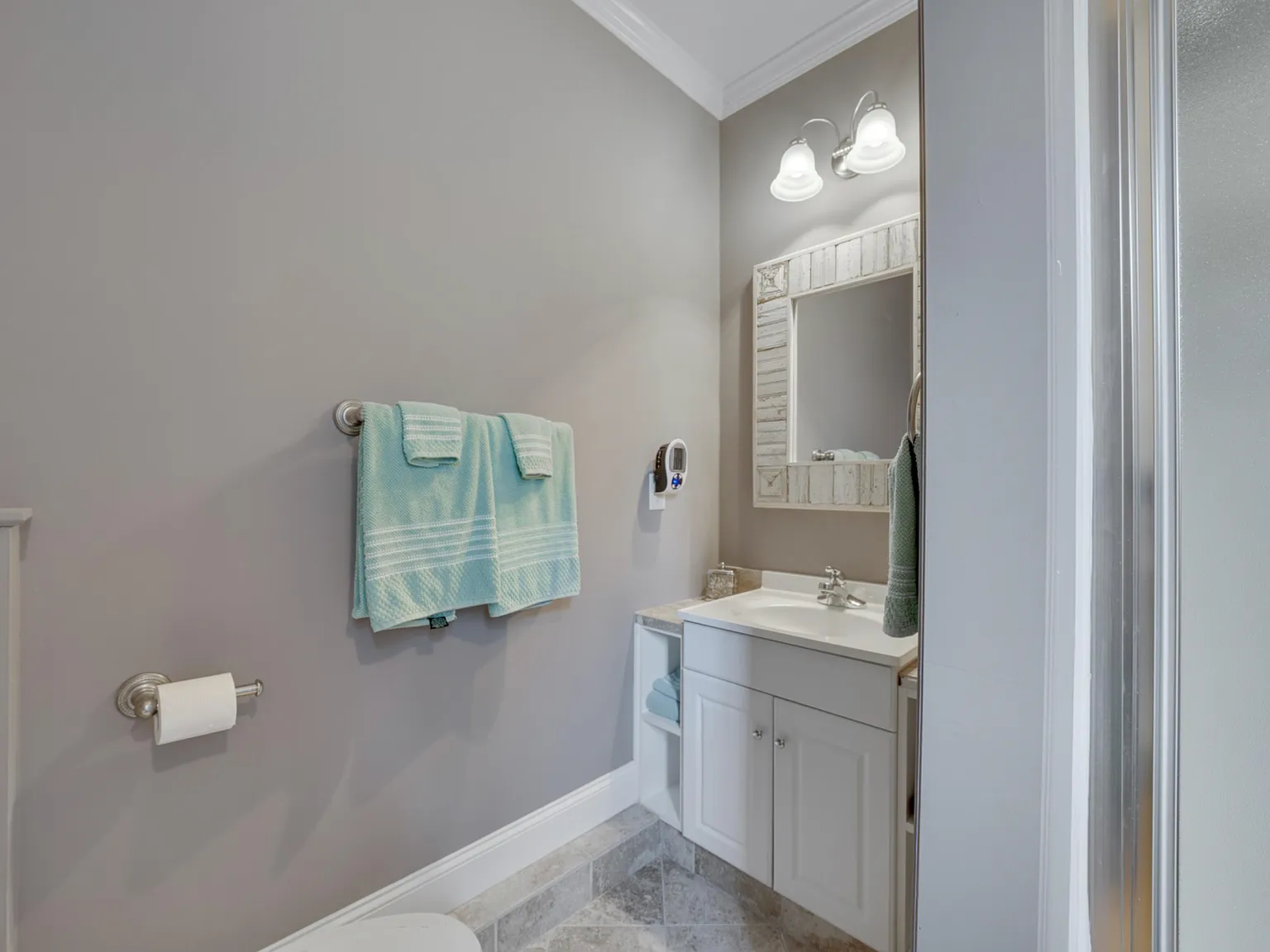 Studio, 350 sqft, $950 — Photo 2