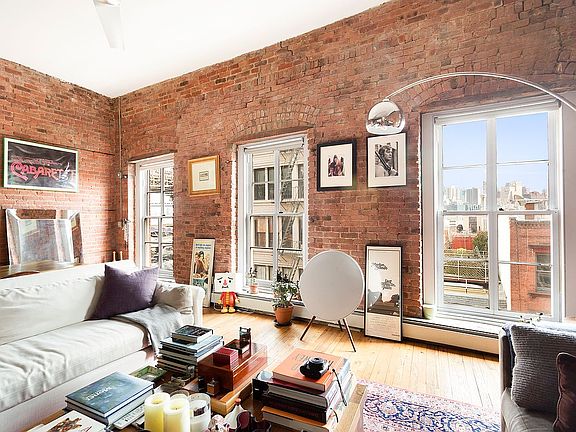 4th image of 272 Water St APT 5F