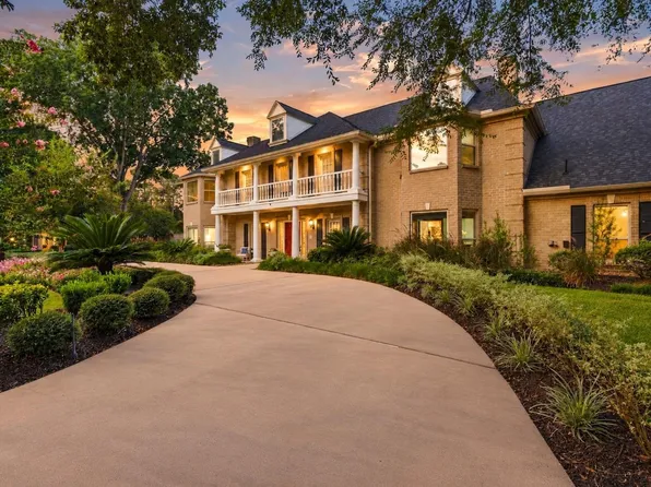15902 Cumbria Dr, Spring, TX 77379
