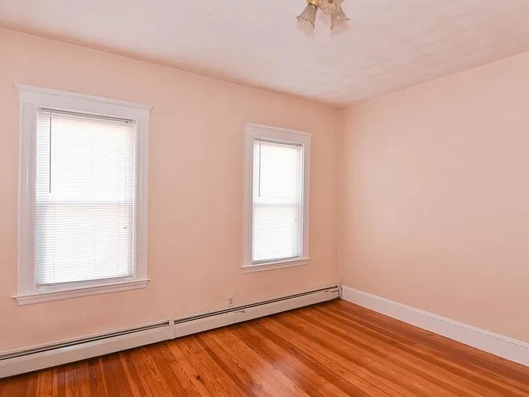 9 Greenville St #3 — Photo 8
