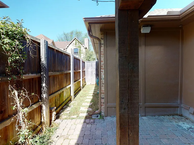 4927 Alcott St — Photo 22
