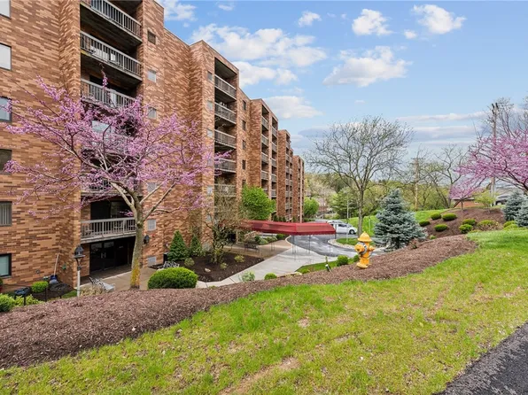 1500 Cochran Rd APT 1013, Pittsburgh, PA 15243