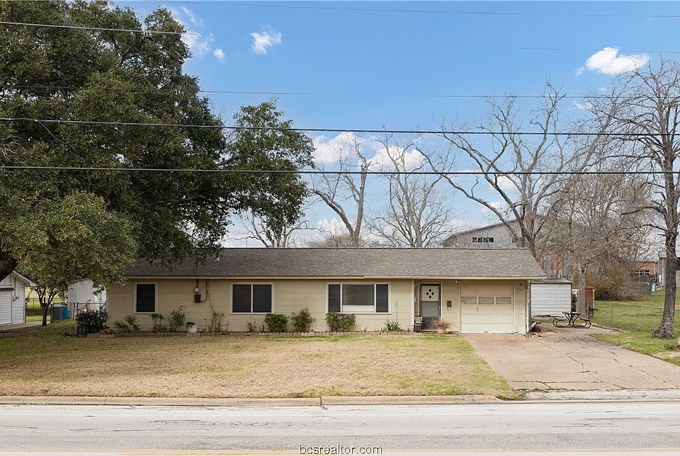 1st image of 311 Holleman Dr
