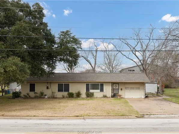 311 Holleman Dr, College Station, TX 77840