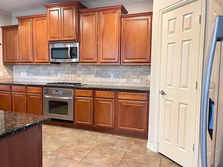 26100 Brickhill Dr — Photo 14