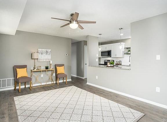 5th image of 9392 Wind Haven Ct Unit 407