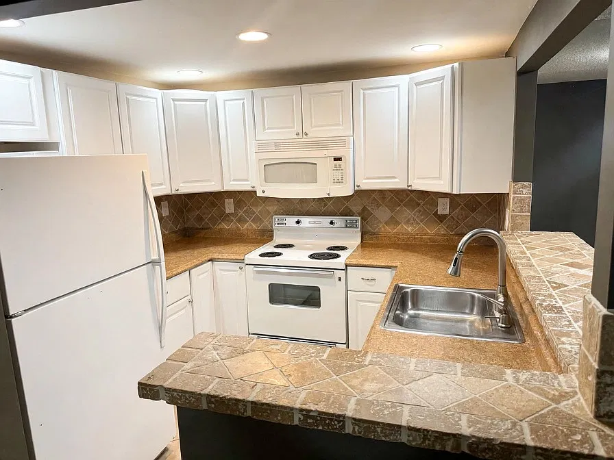 851 Three Islands Blvd #515