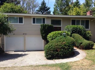 9721 45th Ave NE, Seattle, WA 98115