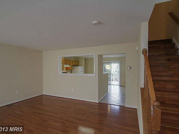 2nd image of 522 Highland Towne Ln