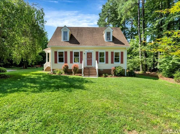 162 Sunset Ln, South Hill, VA 23970