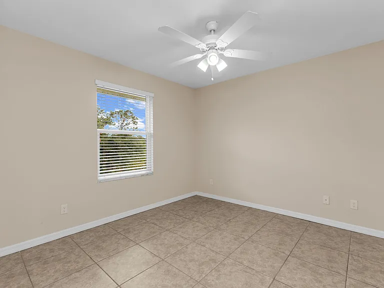 Sunnydell Commons II — Photo 12