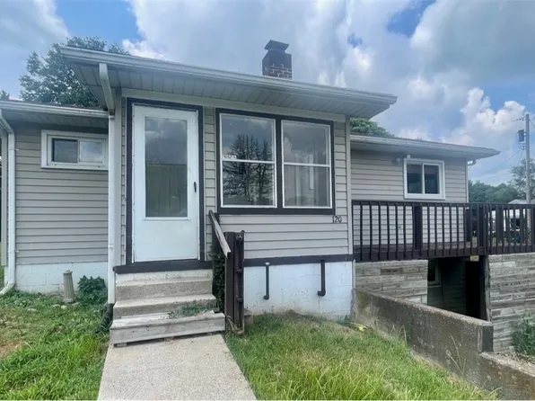 120 Haas Dr, Darlington, PA 16115