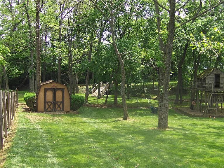 2nd image of 327 Heather Way