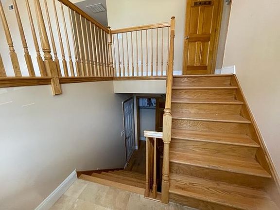 2nd image of 96 Saint Marys Pl Floor 1