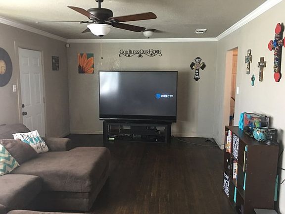 5th image of 3116 Blossom Ln