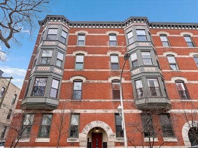 1051 W Barry Ave APT 2W, Chicago, IL, 60657