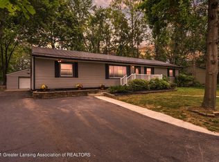 2821 Aurelius Rd, Lansing, MI 48910